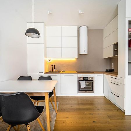 ורשה Grochowska Free Parking Apartment מראה חיצוני תמונה