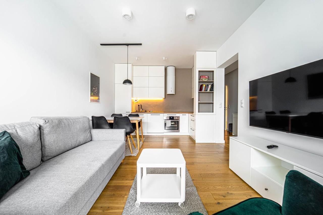 ורשה Grochowska Free Parking Apartment מראה חיצוני תמונה